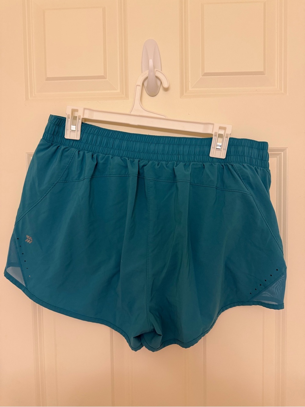 all in motion Teal Athletic Women's Shorts - Picture 2 of 2